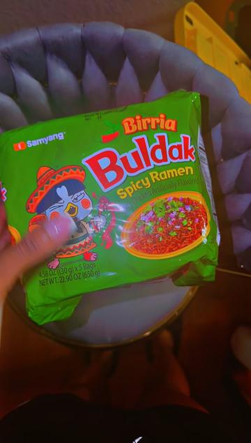 @Kiara🍒