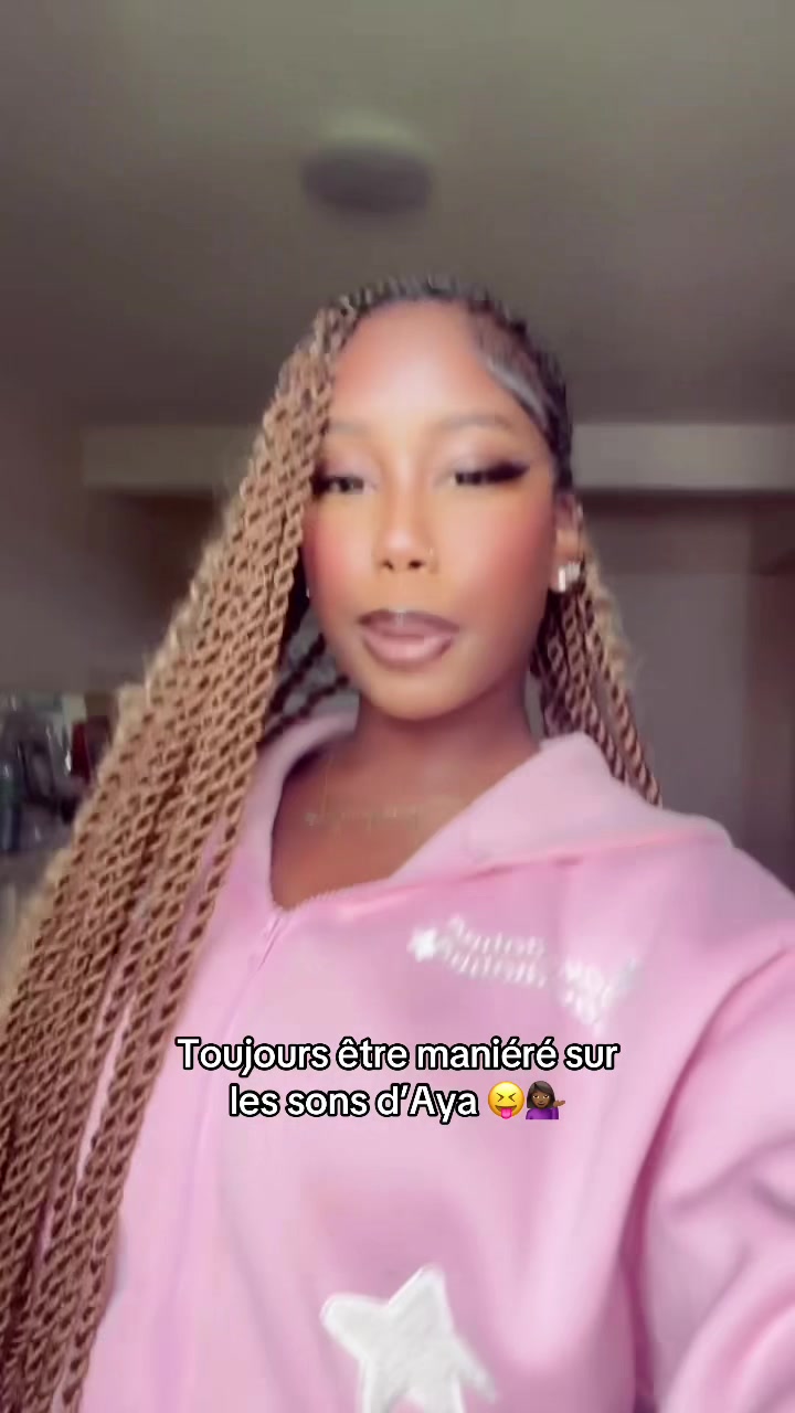 @Elsãã🧸