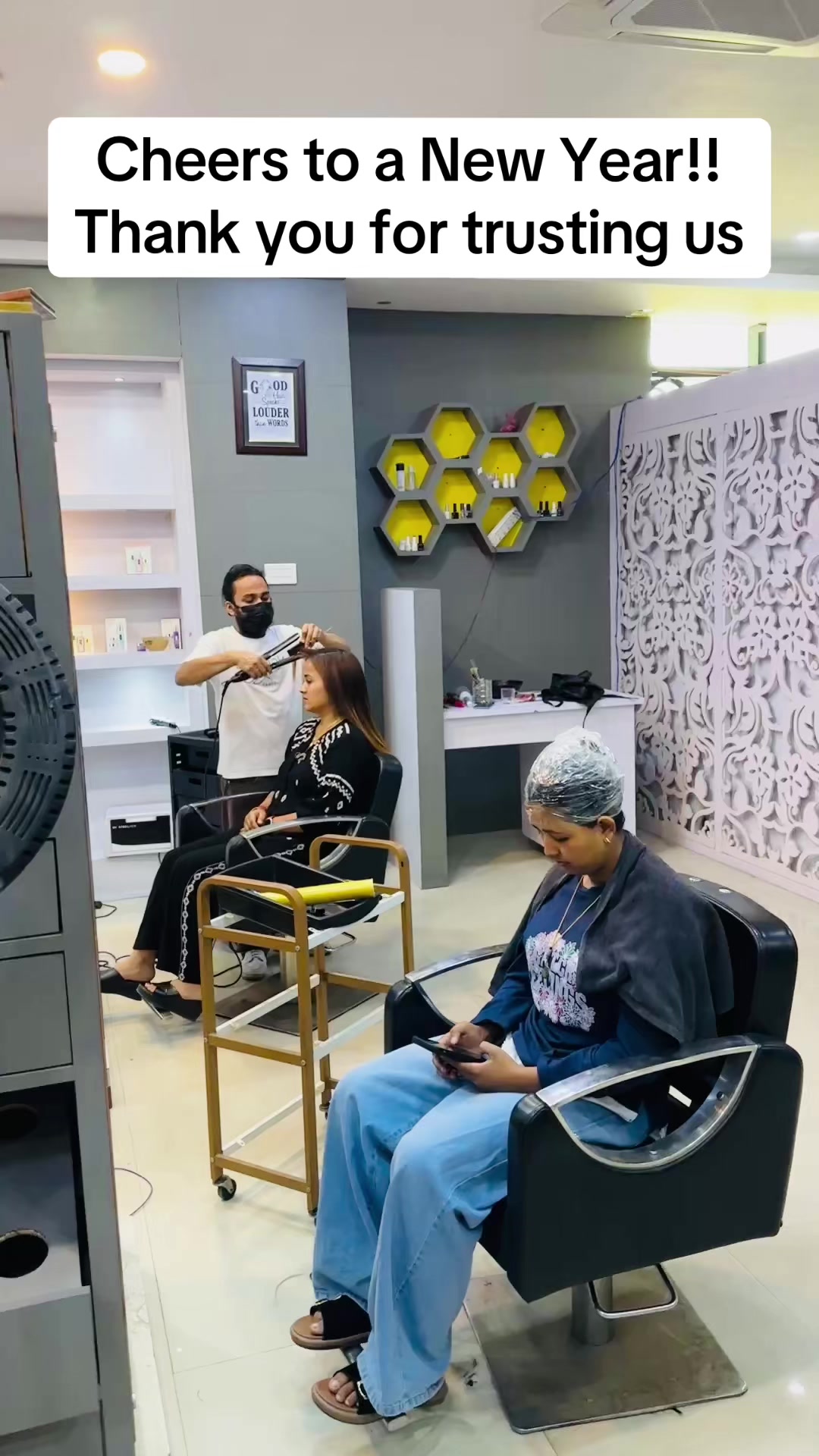 @Zero82 unisex salon lamahi