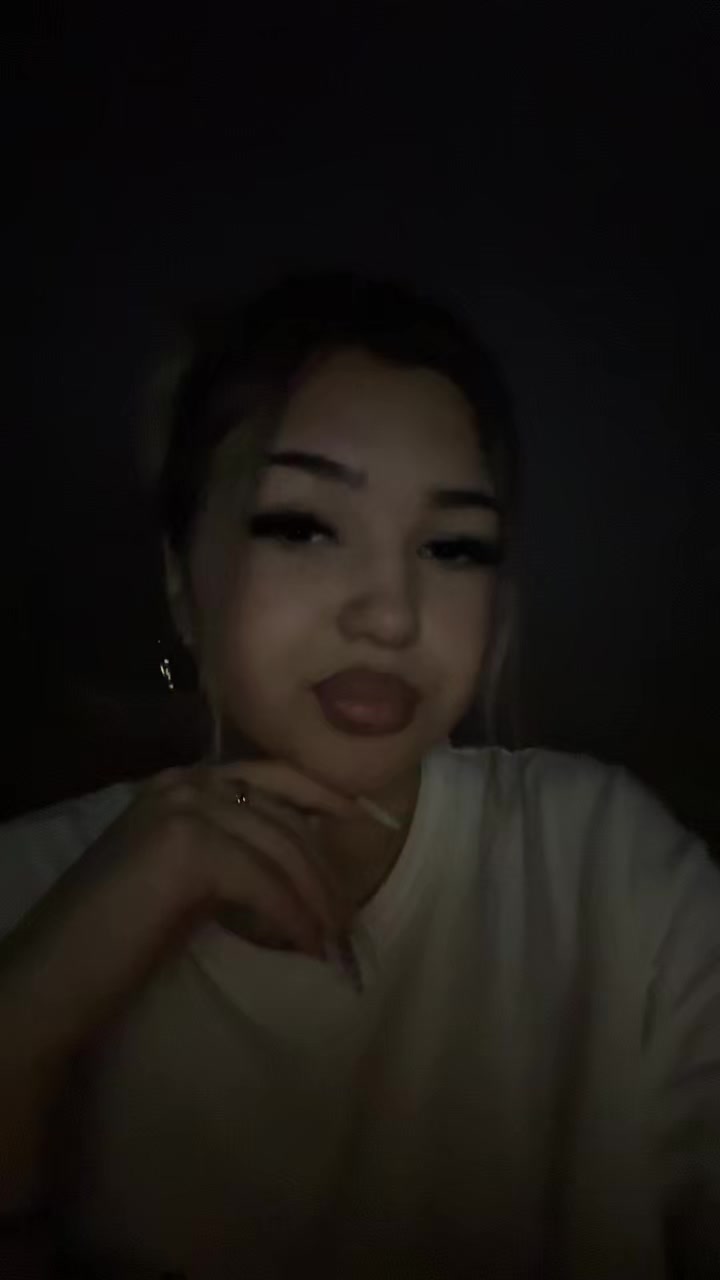 @👱🏼&zwj;♀️