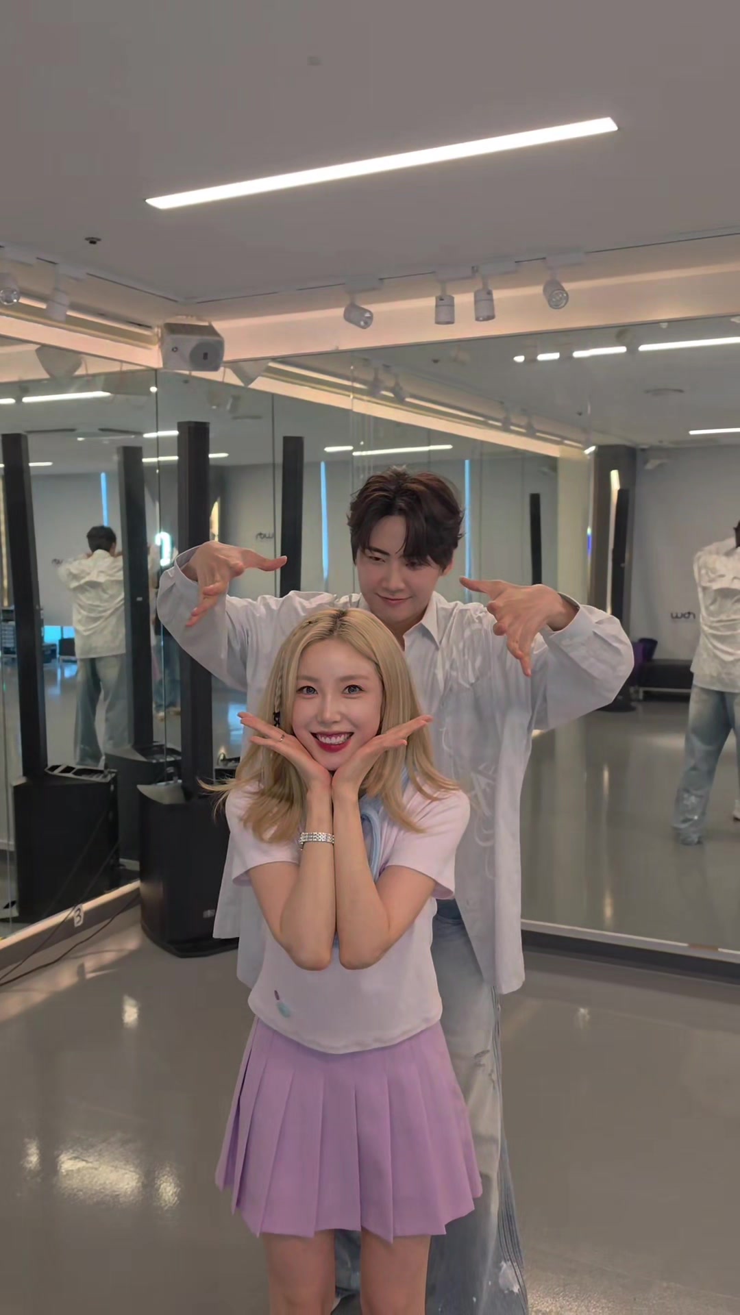 @LEE JIN HYUK 이진혁
