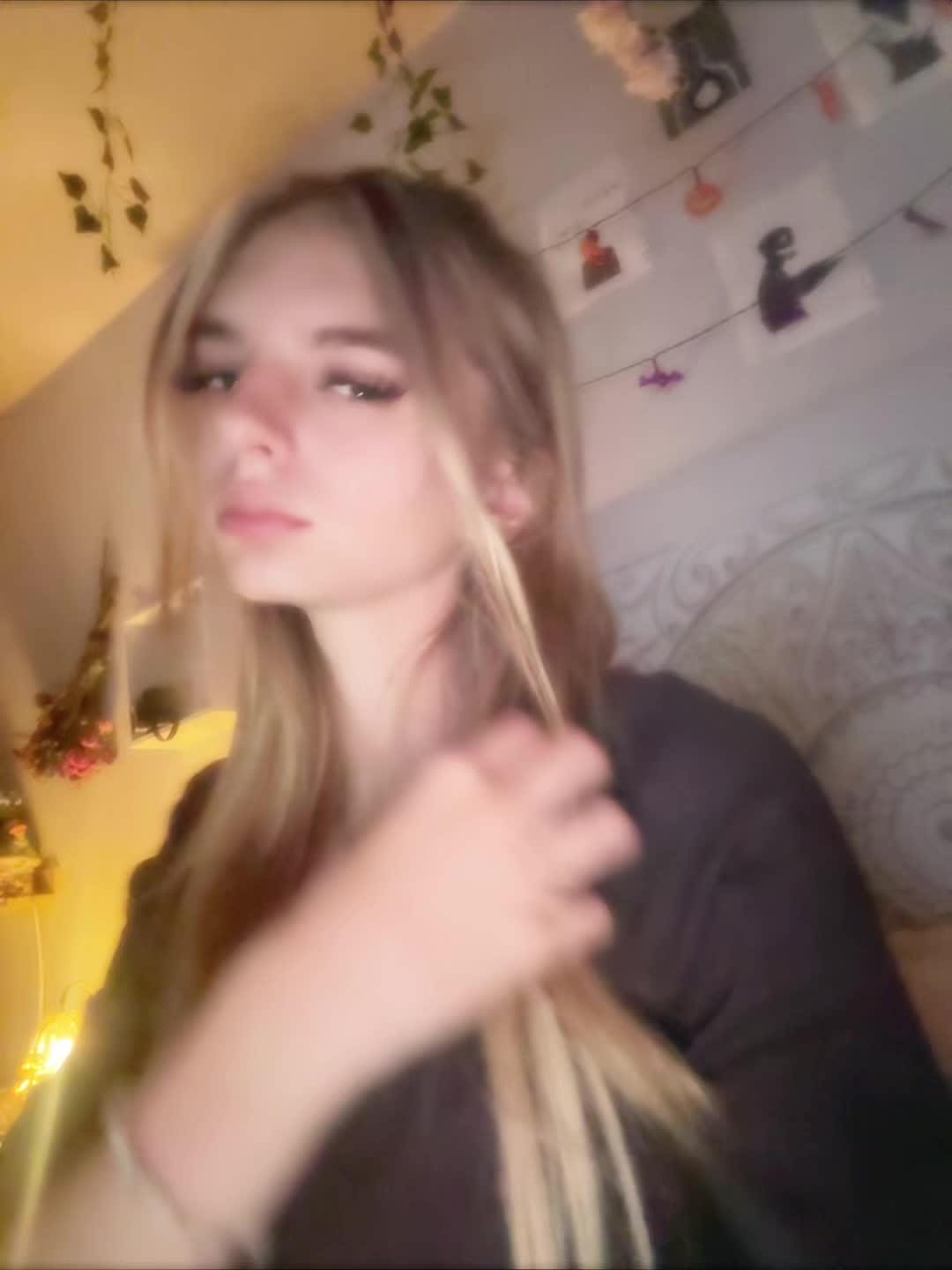 @🧸