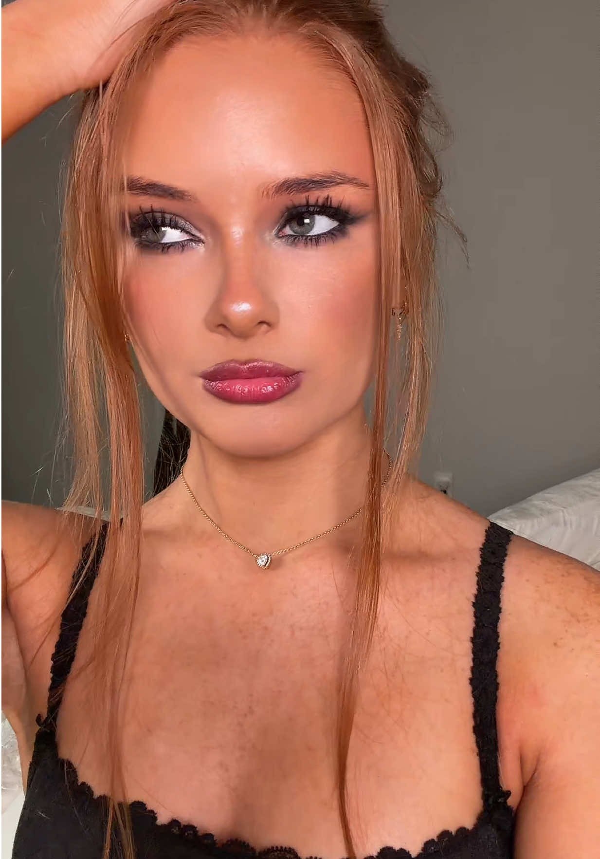 @bella anderson