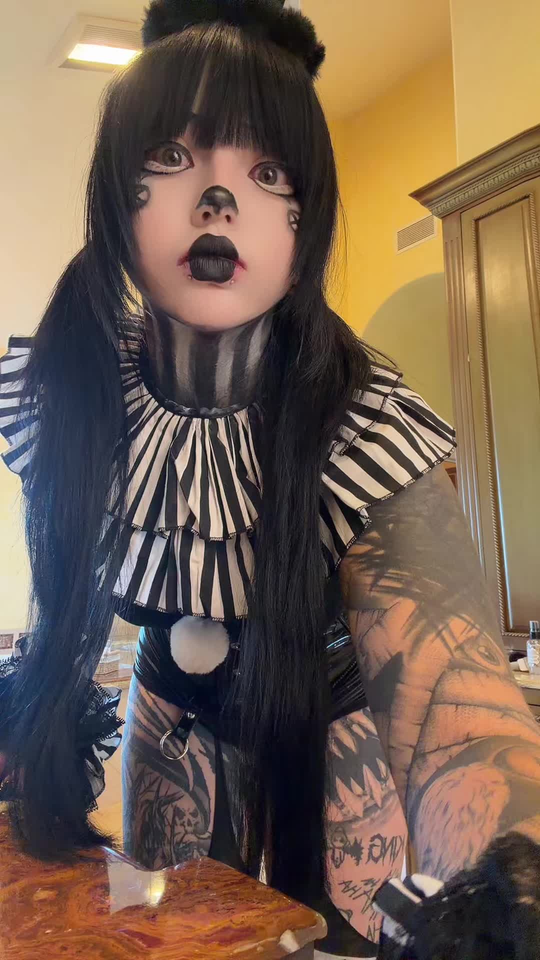 @mothertriplex