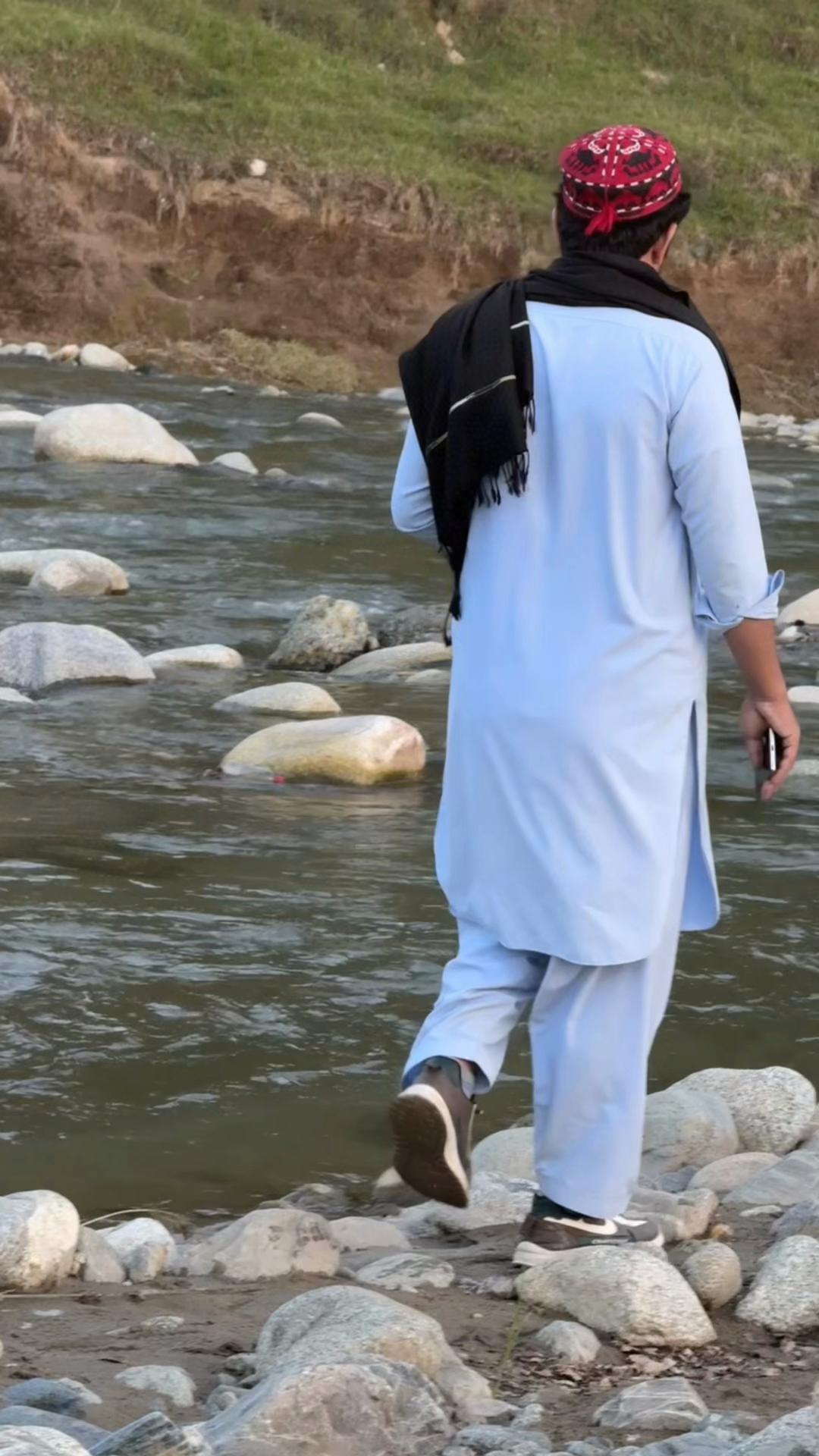 @B KHAN
