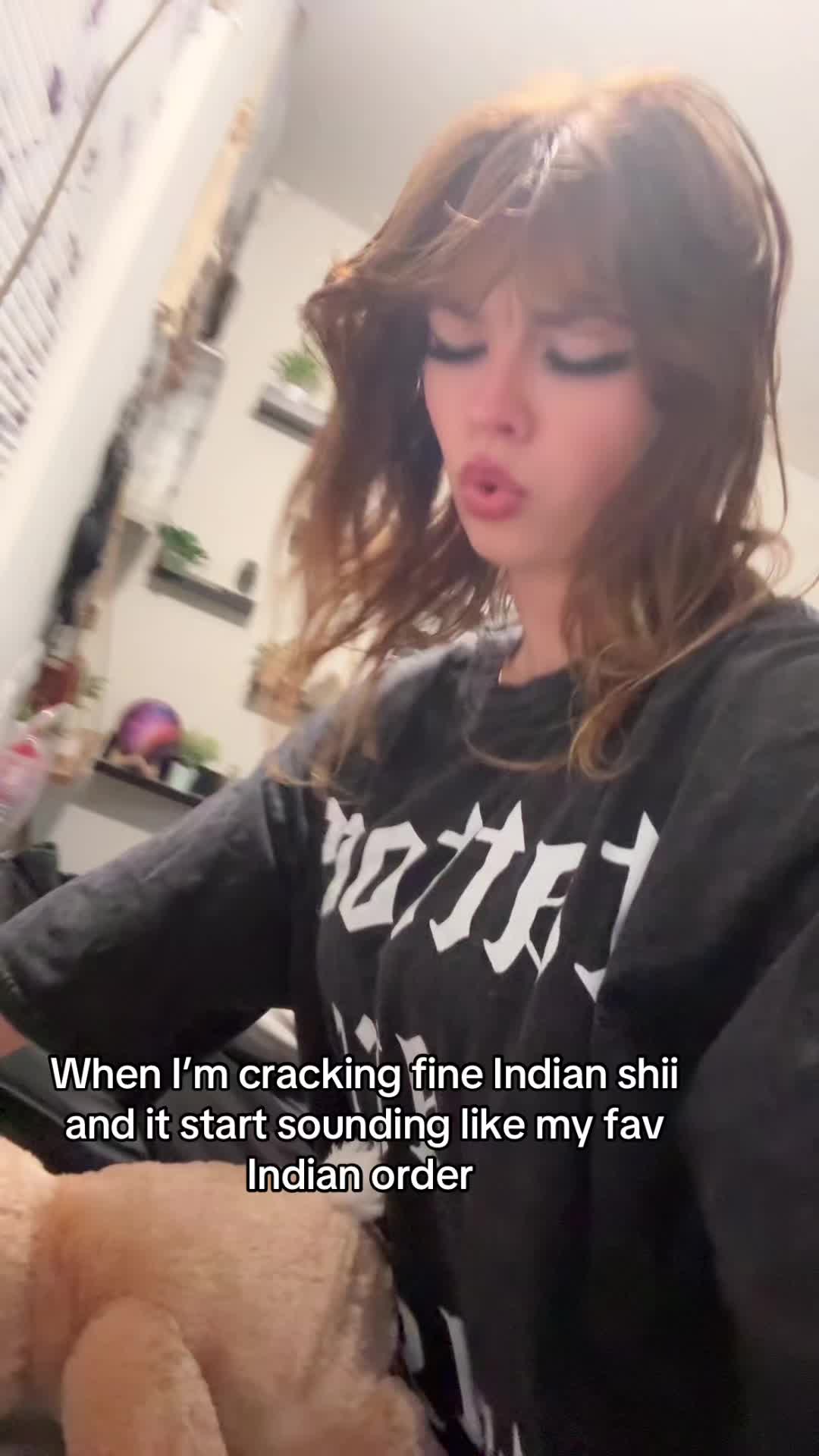 @realrunamoon