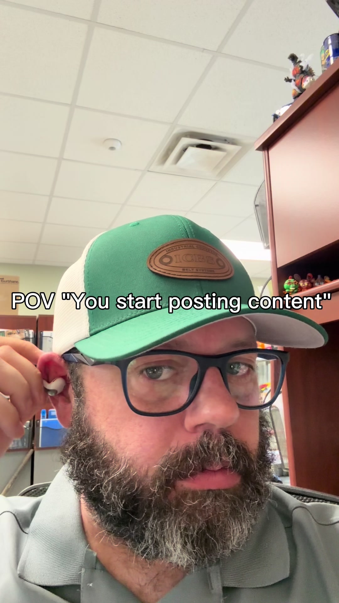 @PooVader