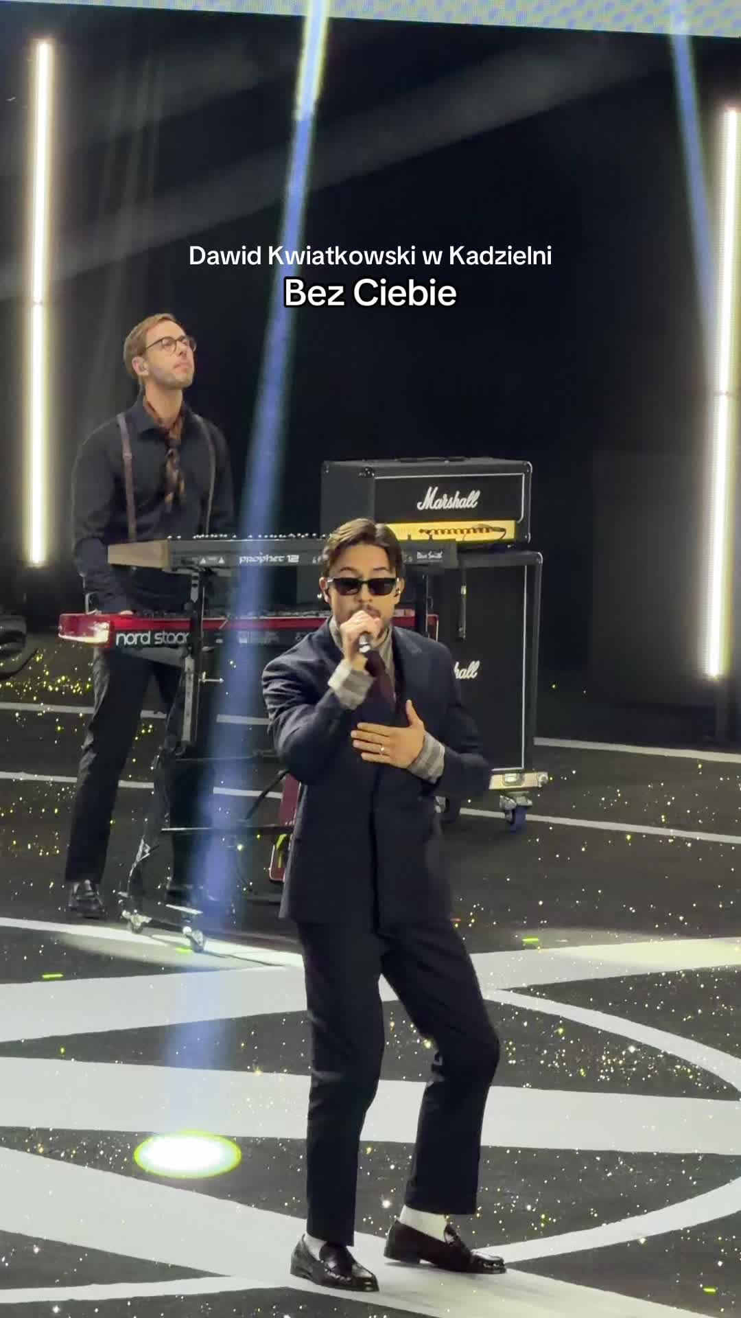 @Warner Music Poland