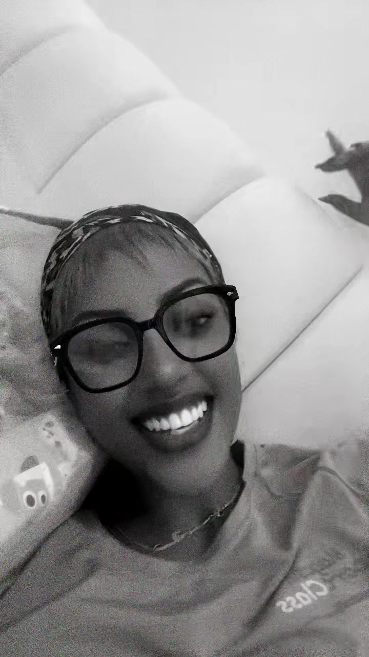 @Lynda Priya Nkusi💜