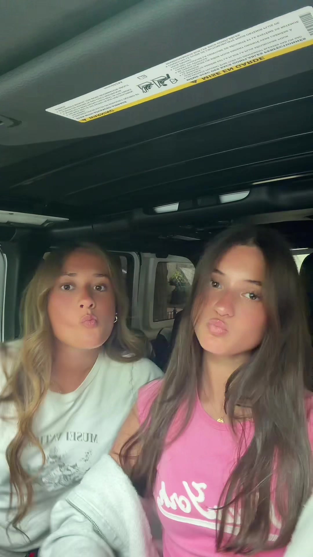 @Lily Kaplan