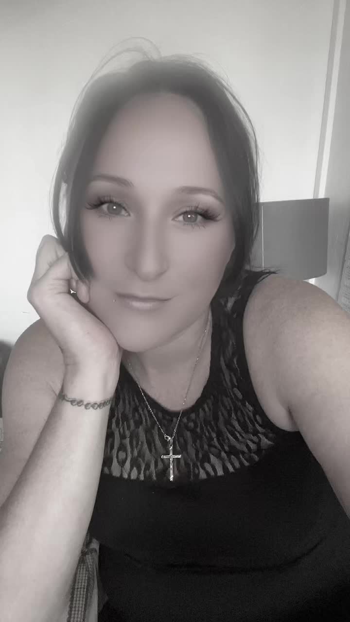 @sabrina 80 ✨✨