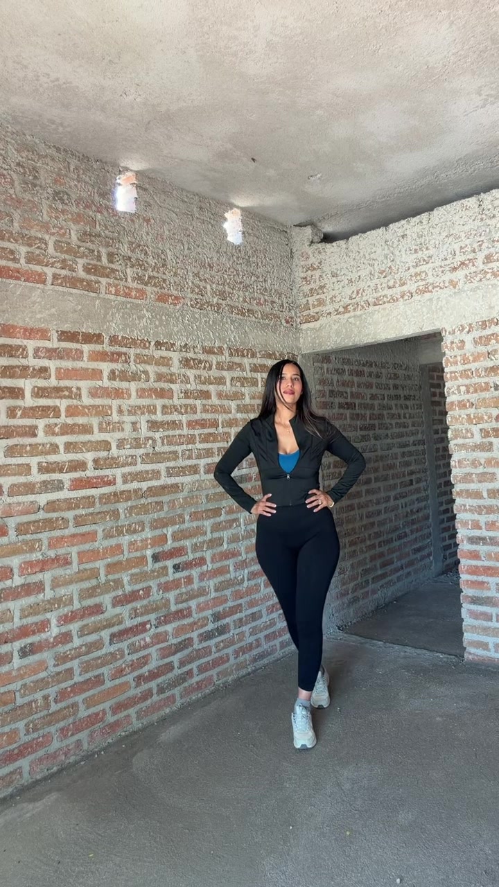 @Diana Burgos
