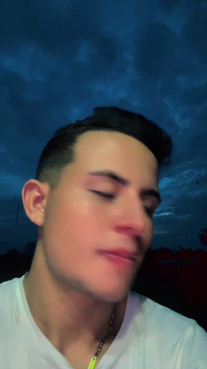 @Alejandro