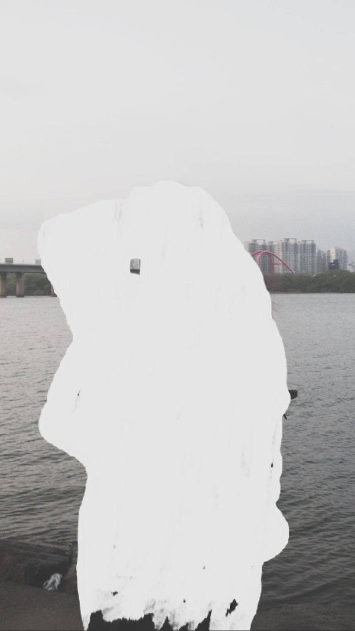 @⃟