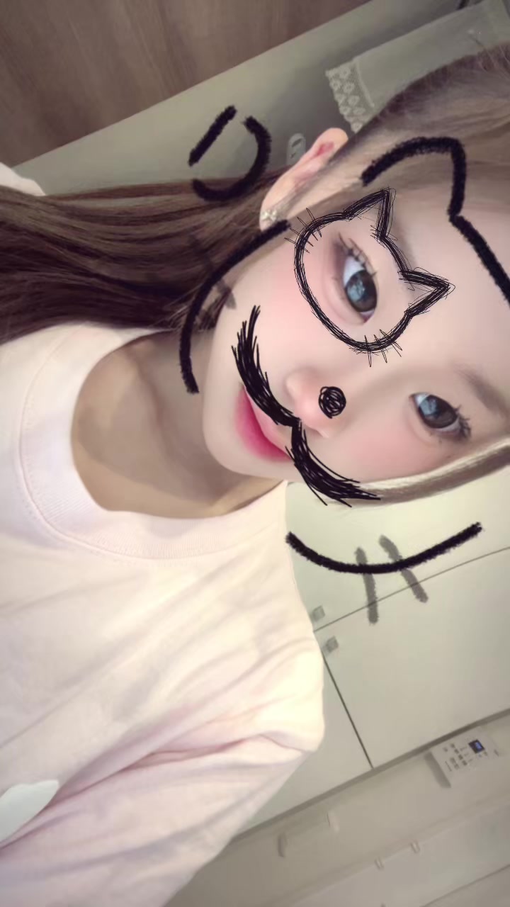 @ゆな☺︎