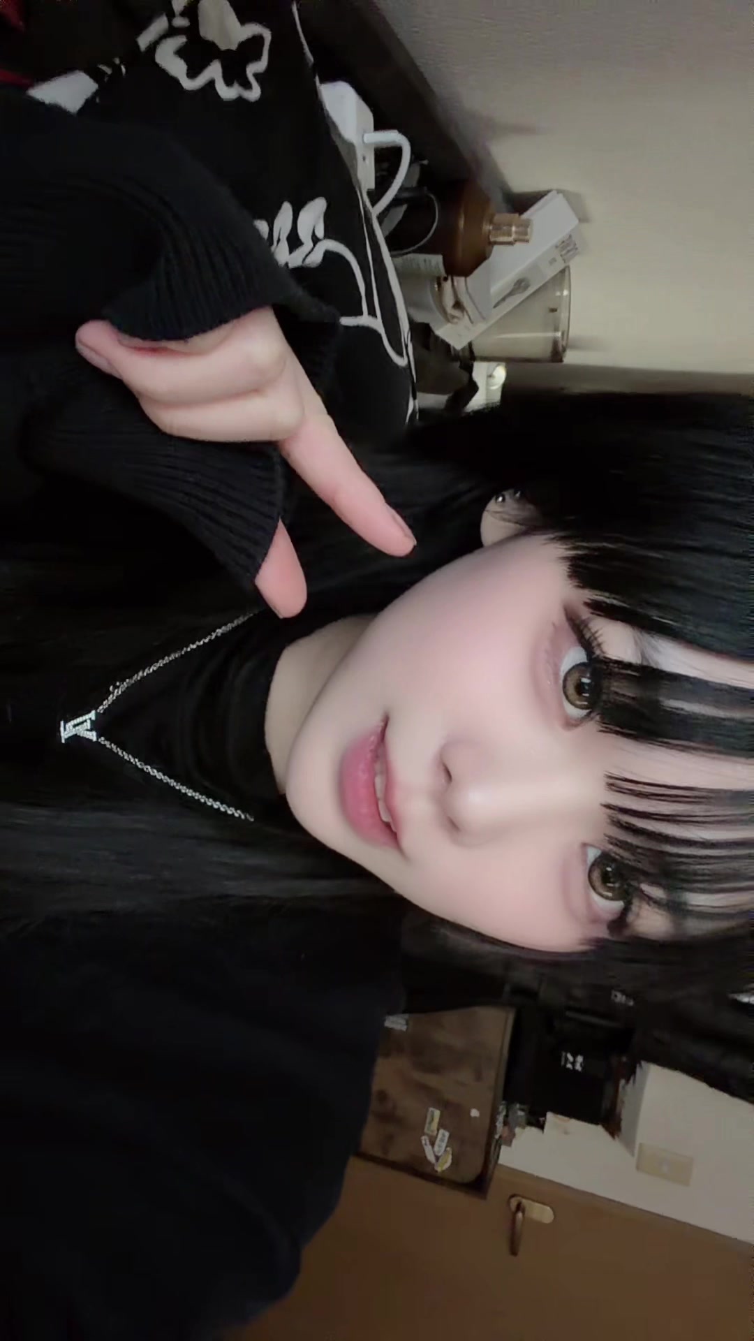 @らな