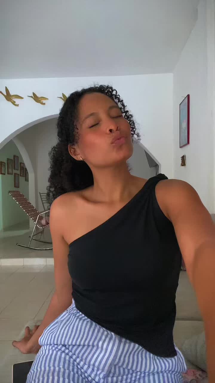 @elisabetpayares