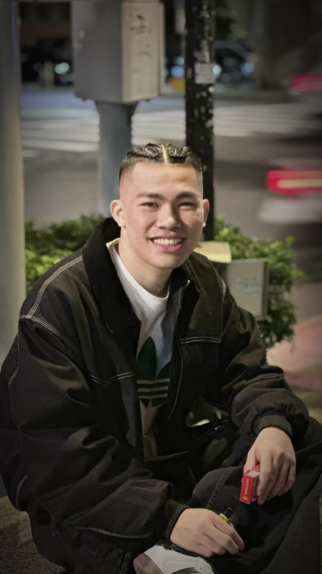 @Ho&agrave;n Quốc Nguyễn