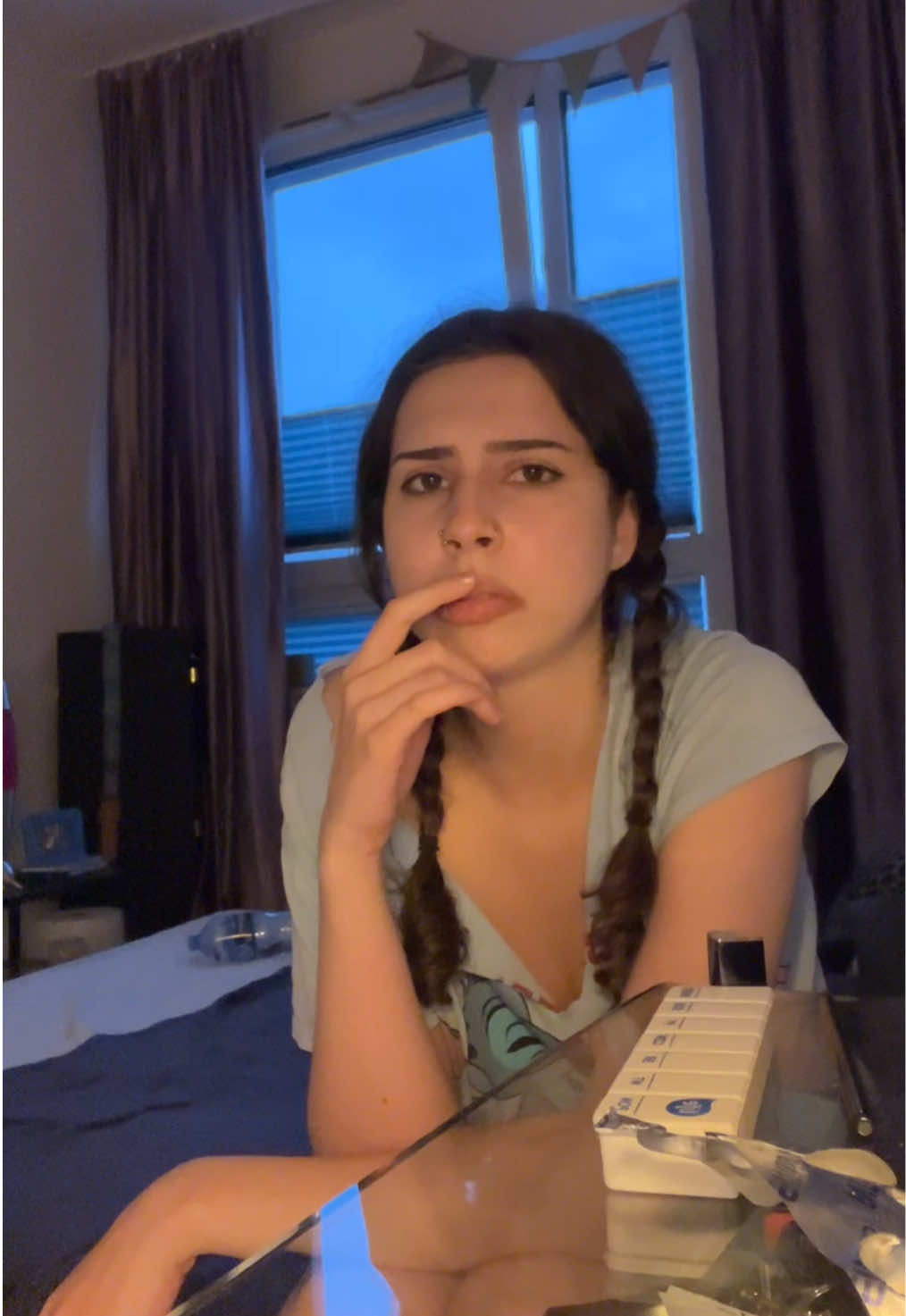 @Ameliamakaruk_