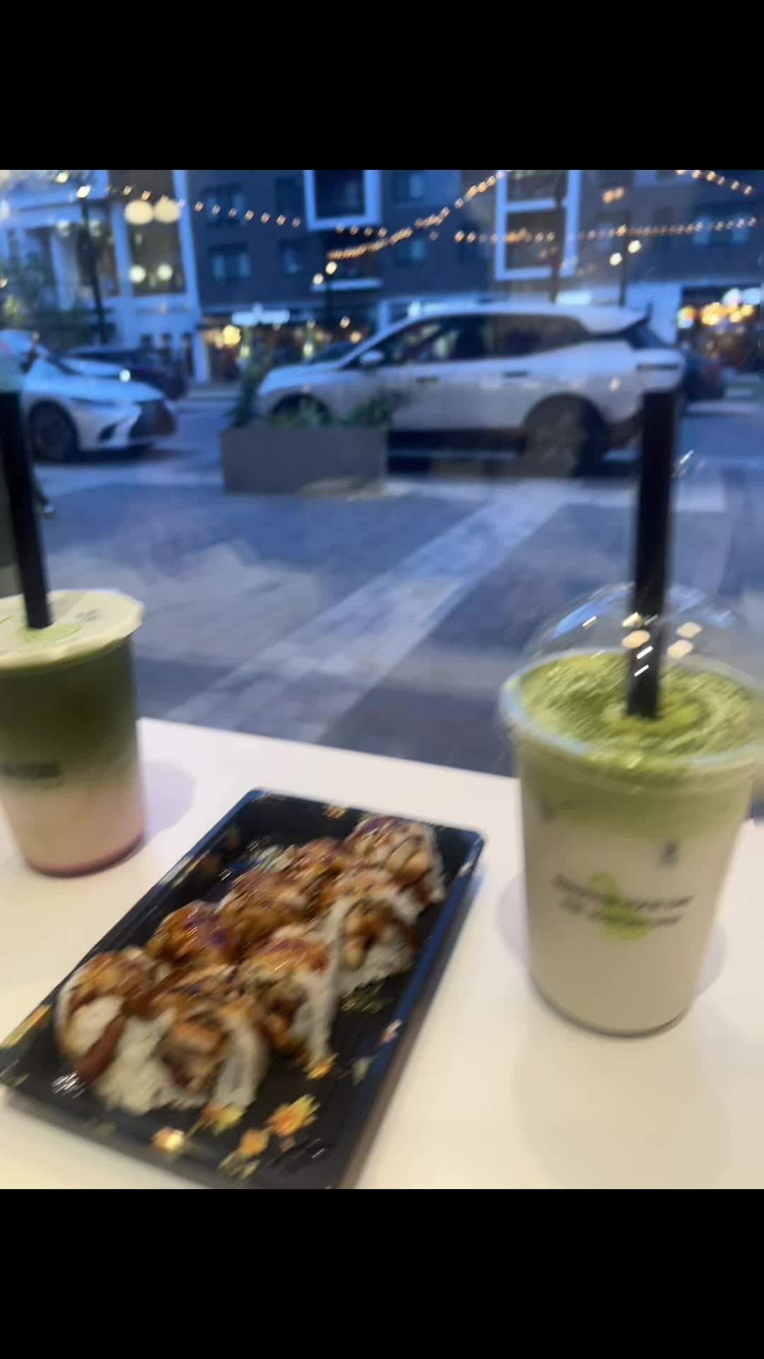 @⃟