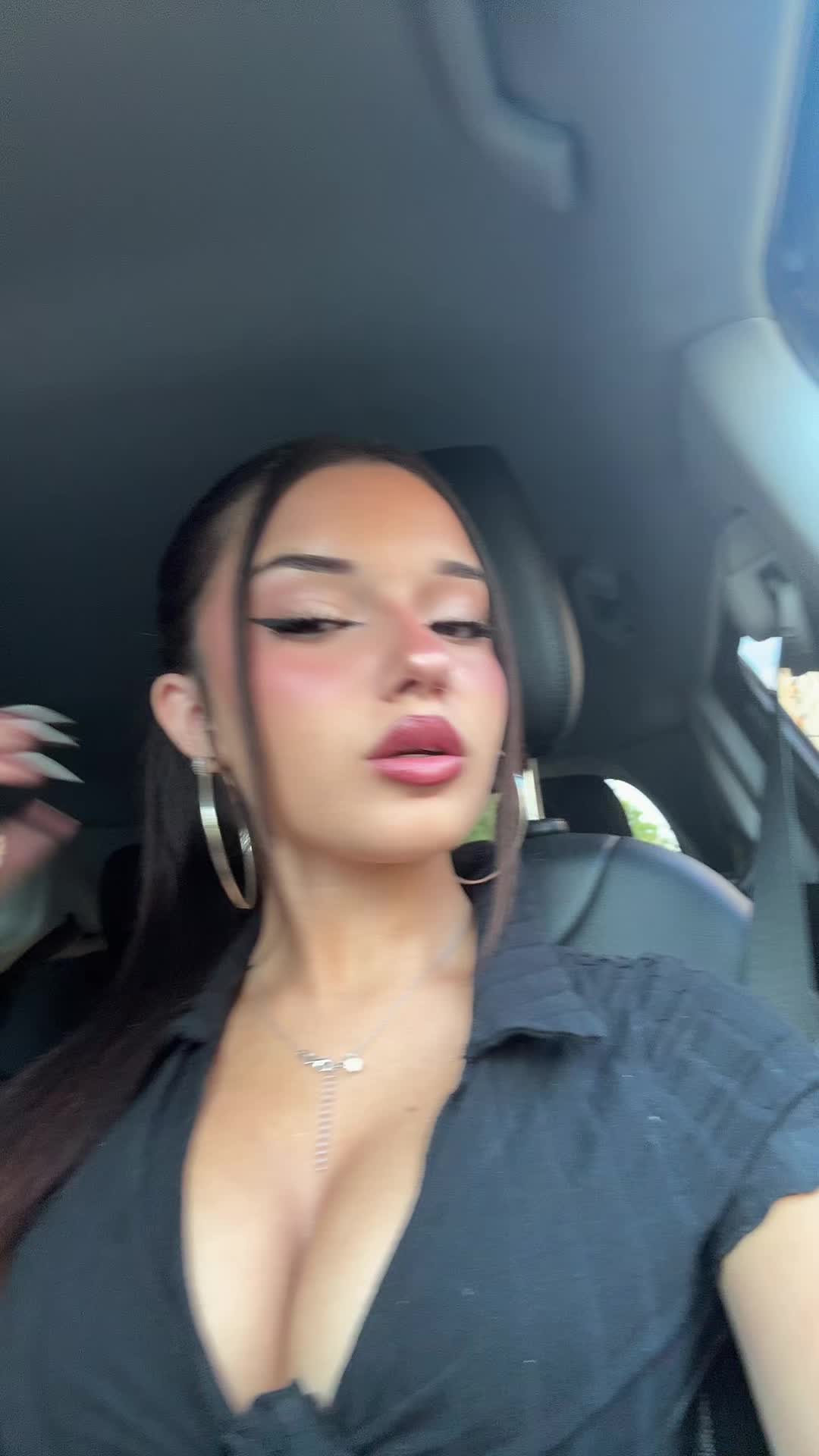@𝑳𝑰𝑨🪷