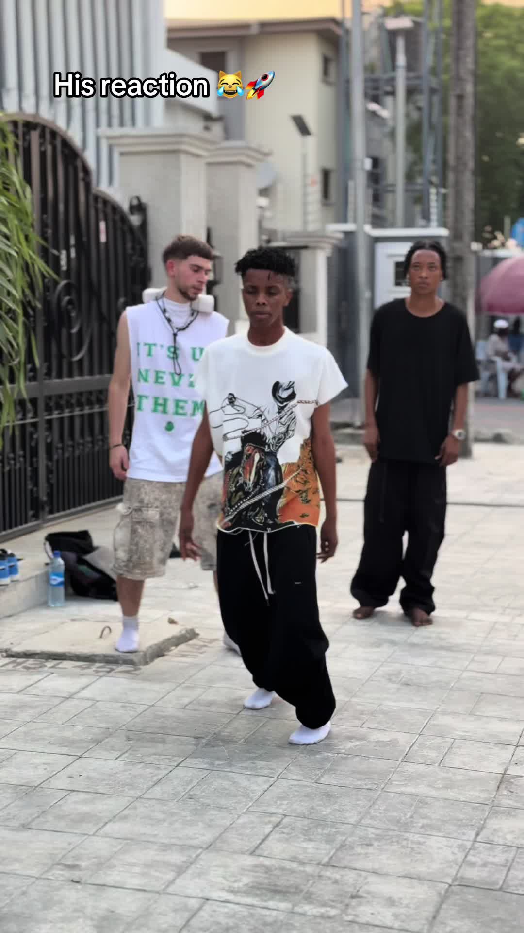 @𝕃𝔸ℝℝ𝕐🙂💫🤍