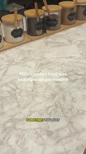 @Aly | Food Finds +Travel 🍜🛩️