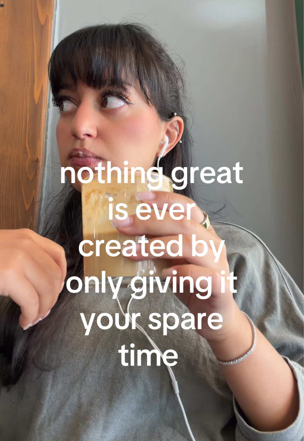 @️