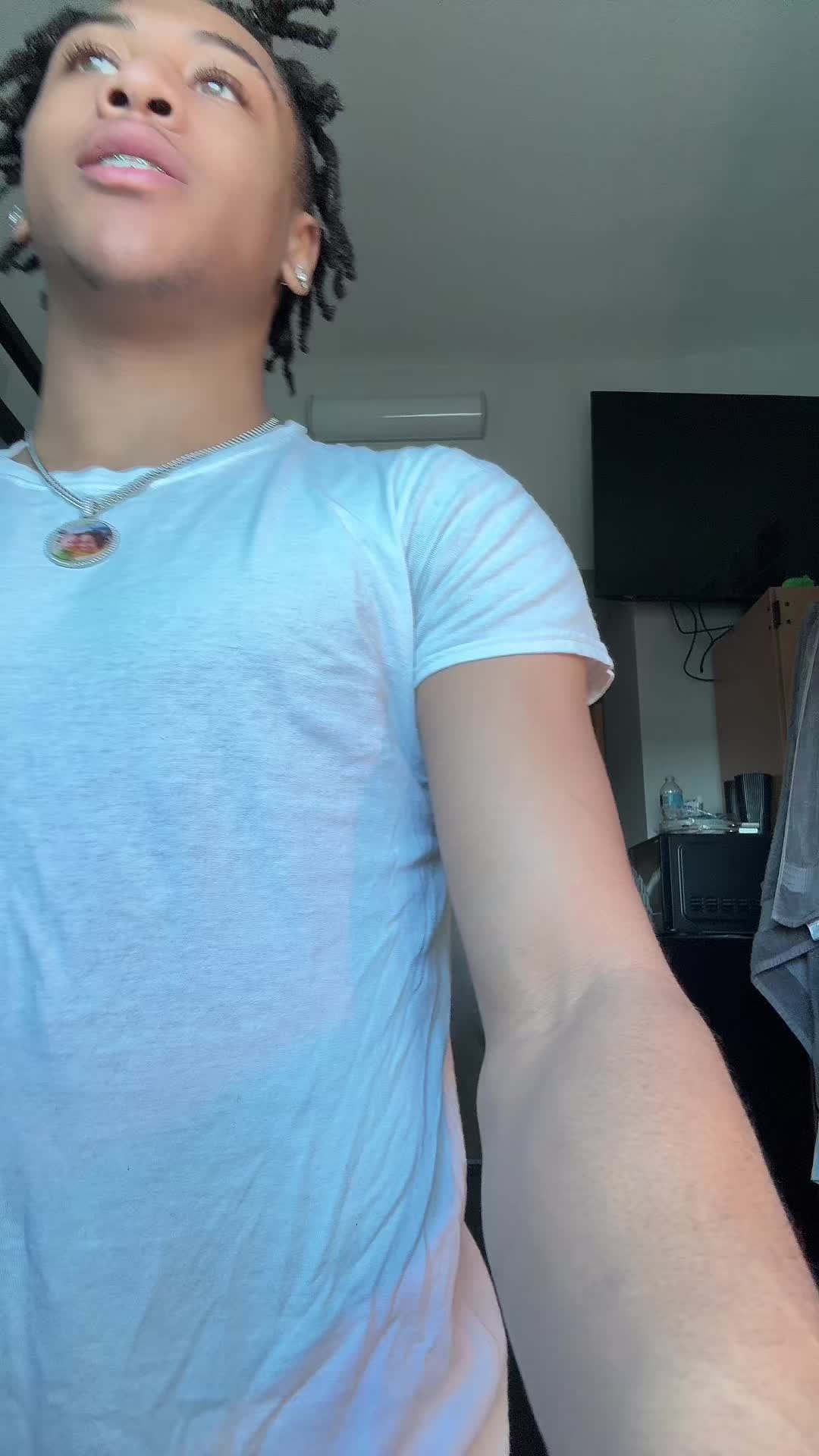 @imthegrandekid