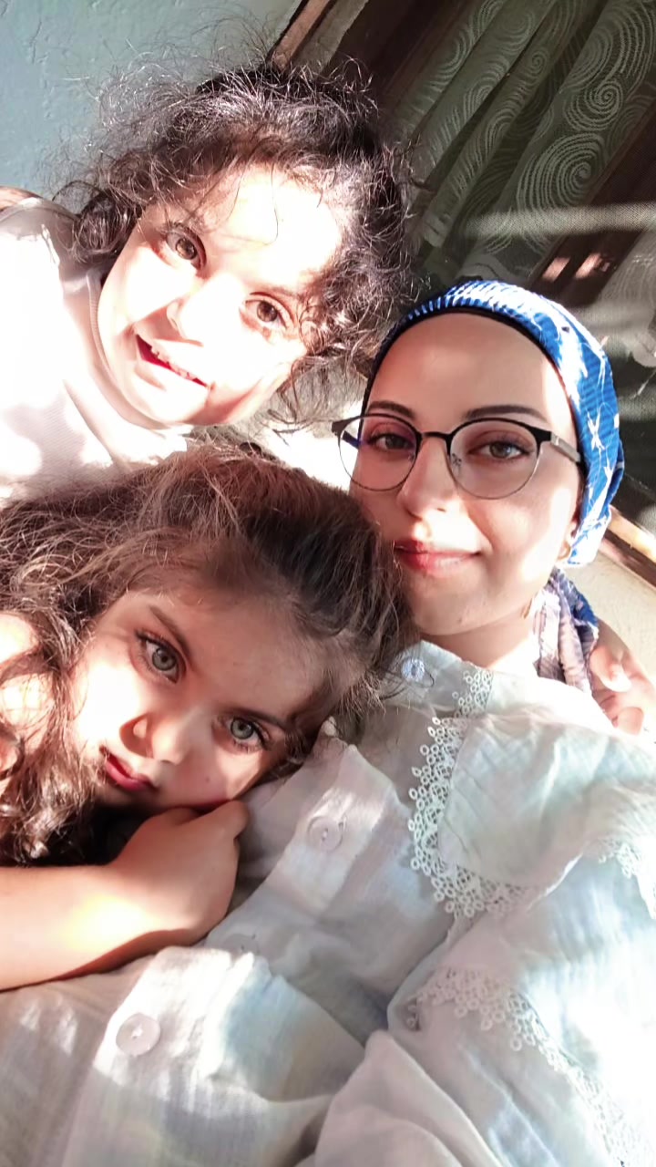 @Uz.Danışman Lena
