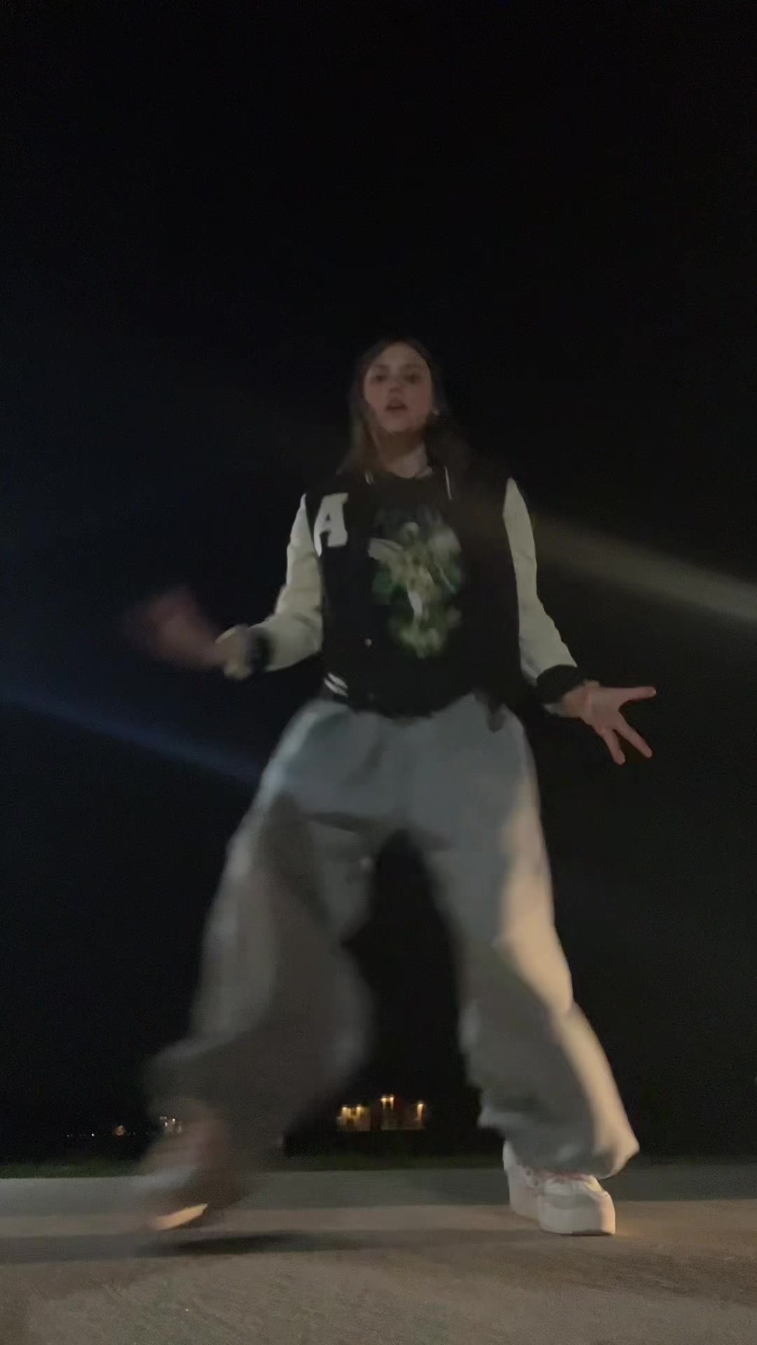 @jay_aye_see_eye