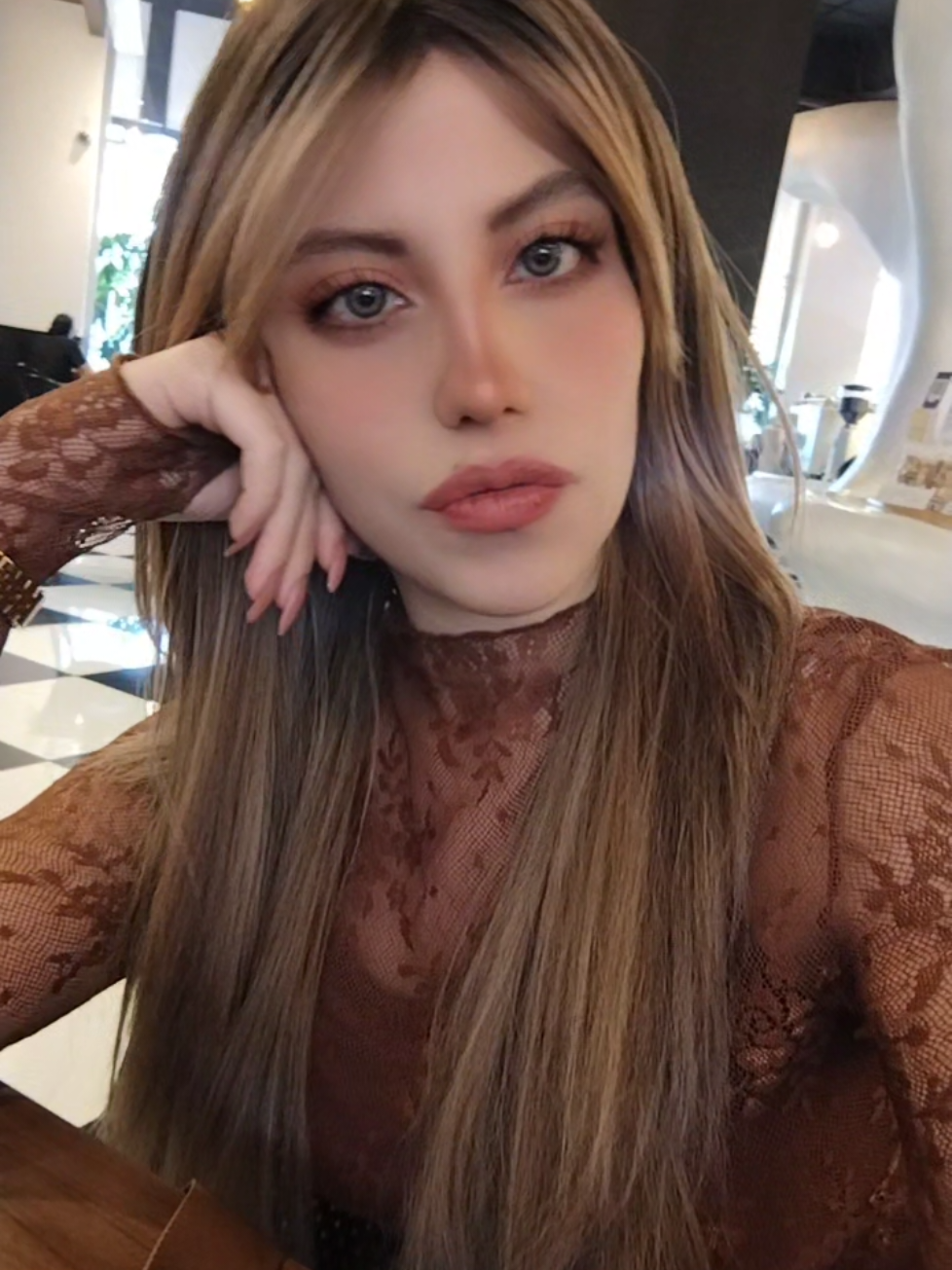 @Victoria Henriquez