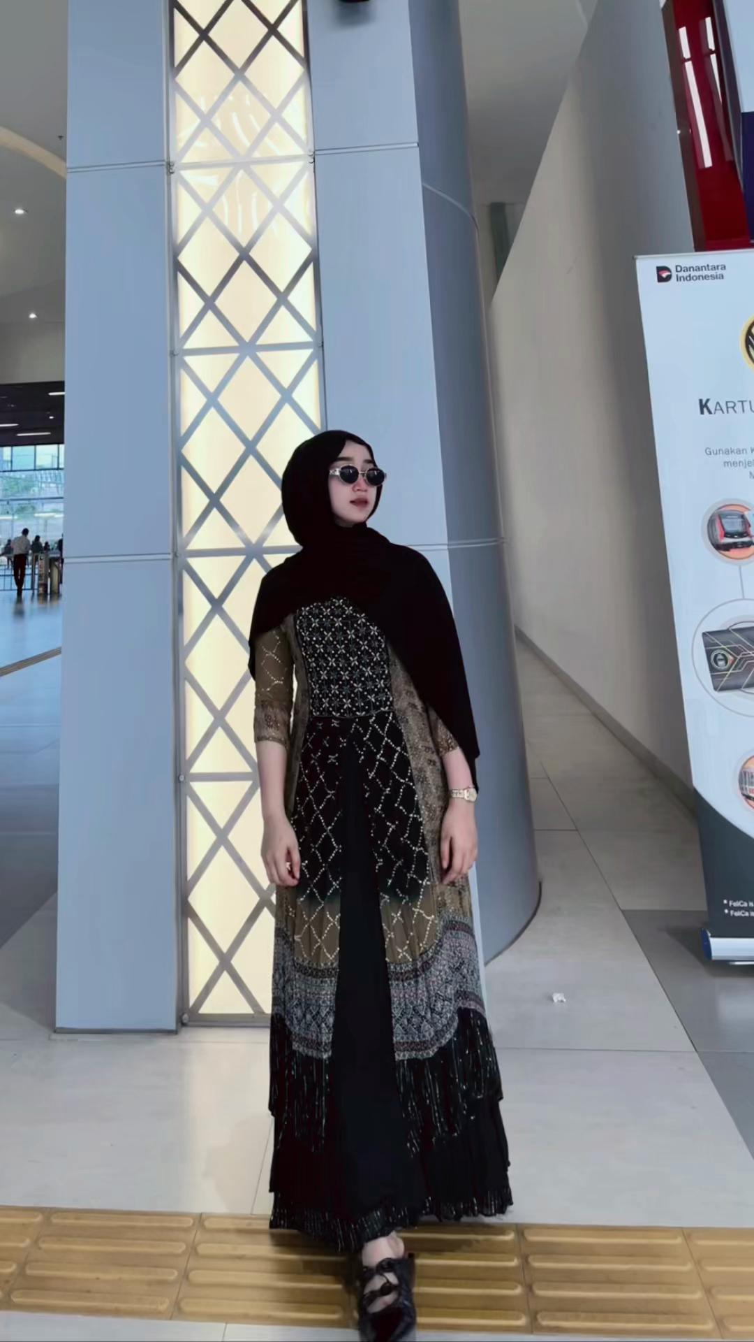 @iisAuniaaaaaa07