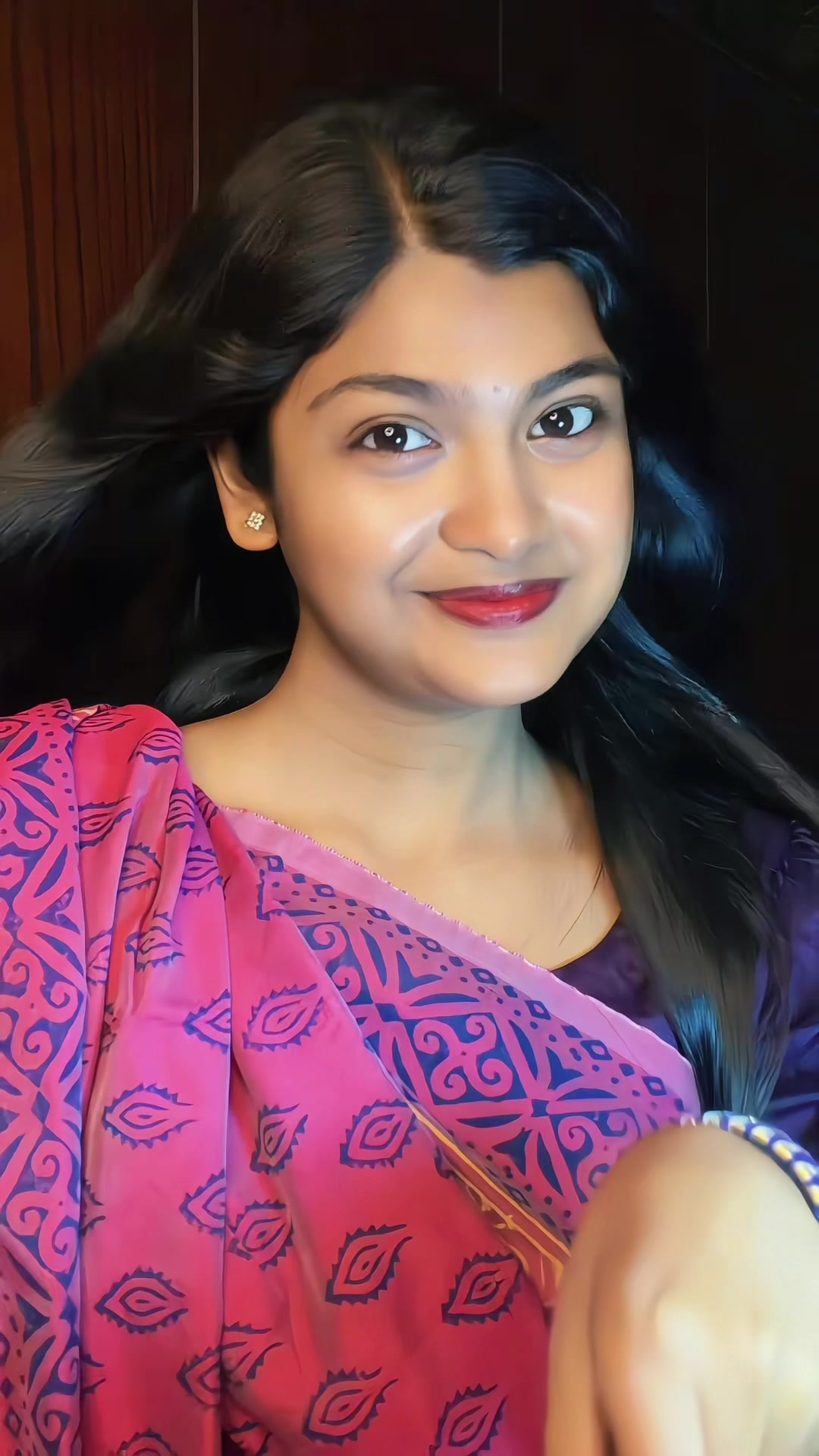 @Akhi Pakhi