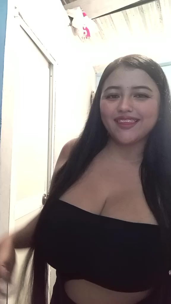 @🫦