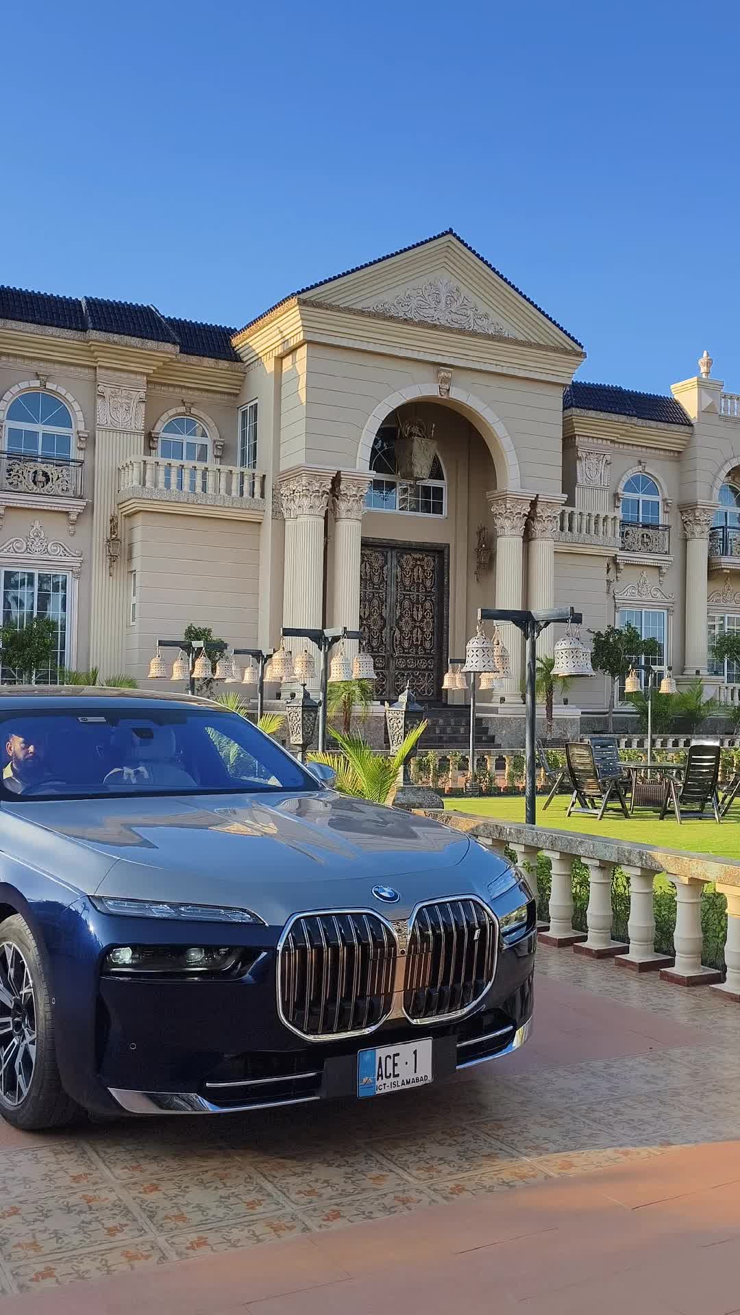 @Parizaad
