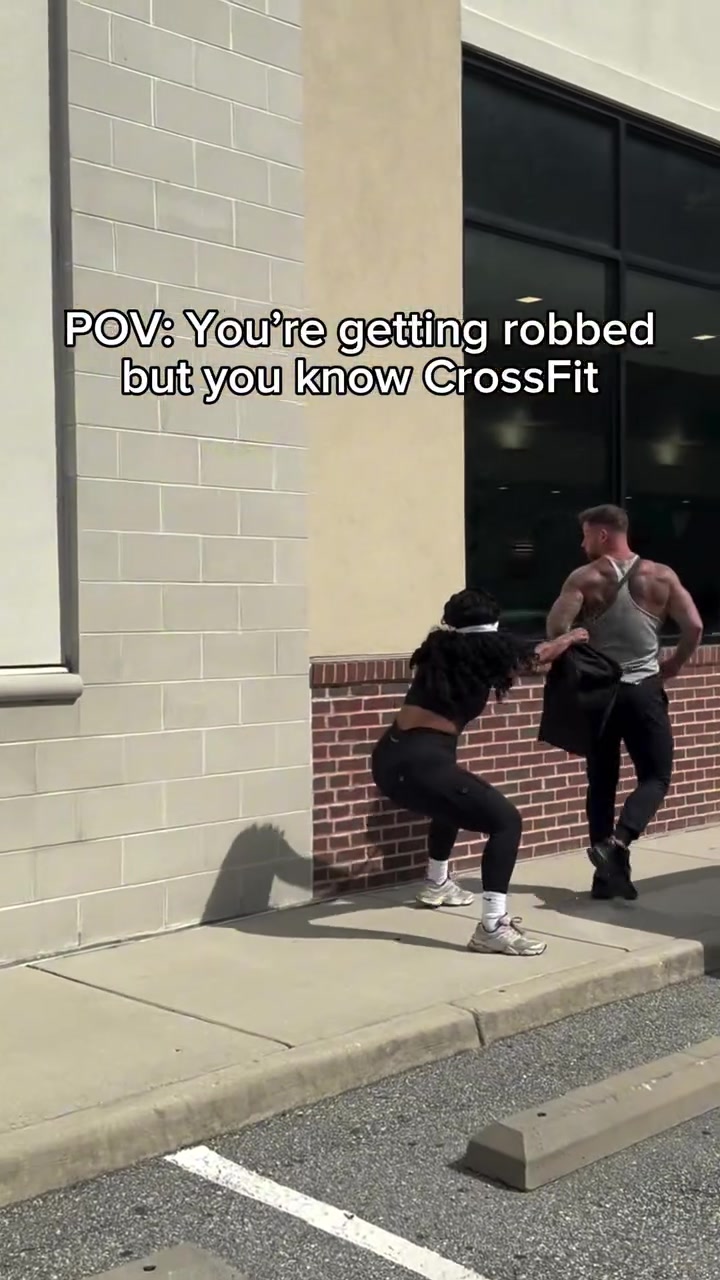 @_kevykevv