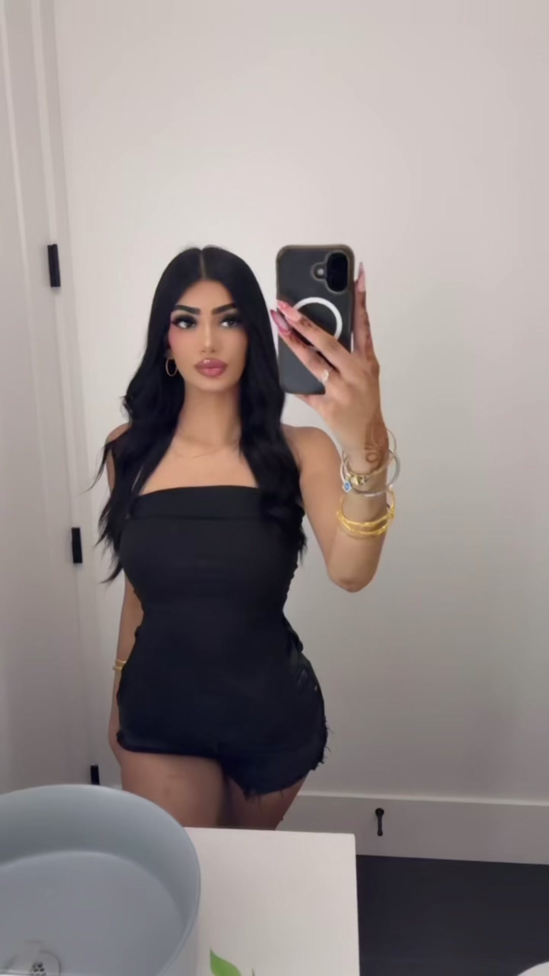 @𝒥