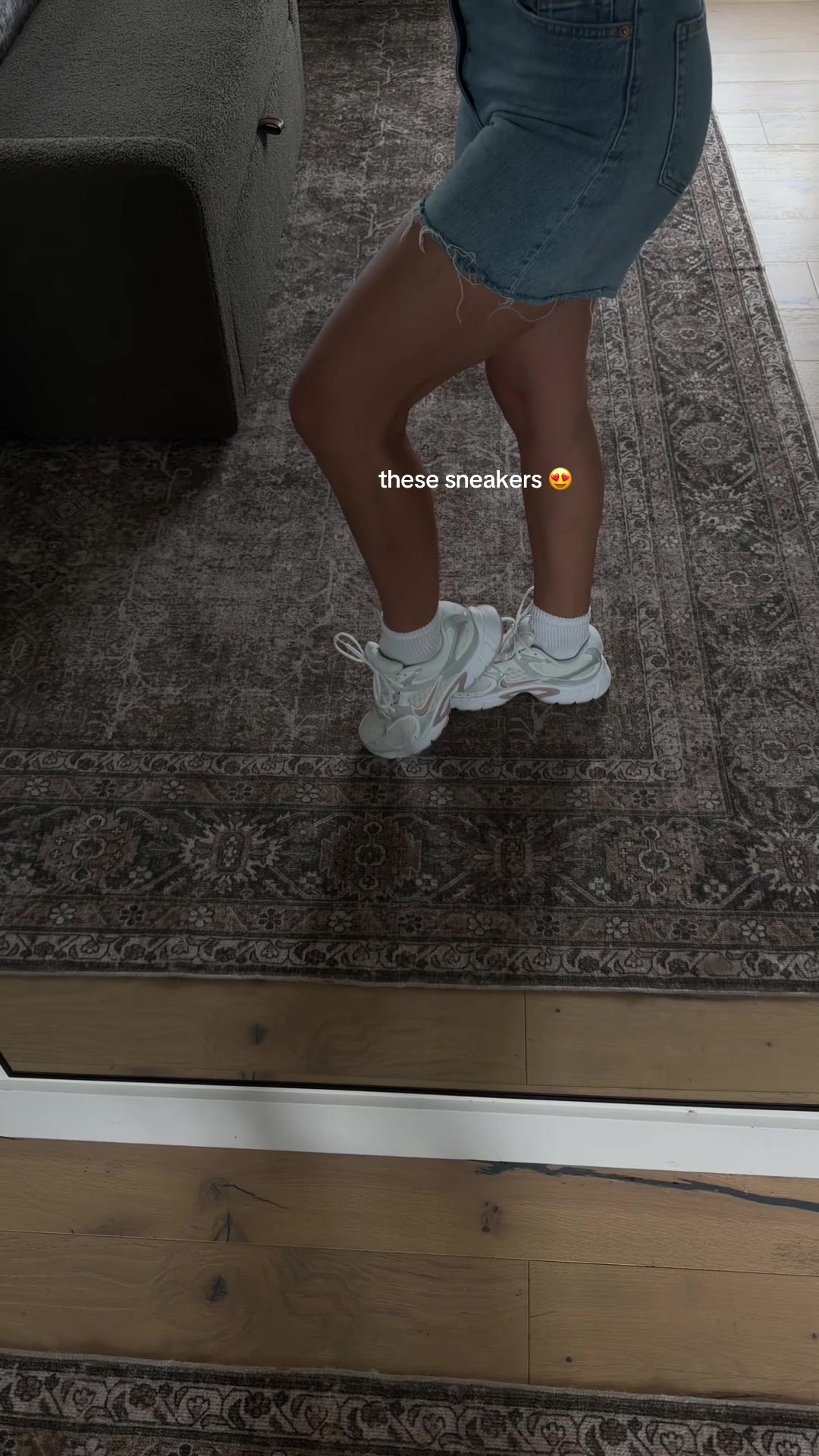 @RENE ✨