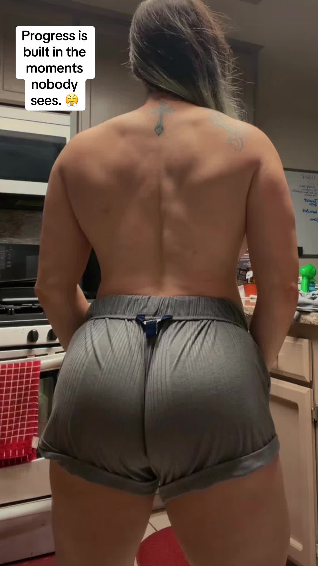 @MelissaMuscleMommy ✨