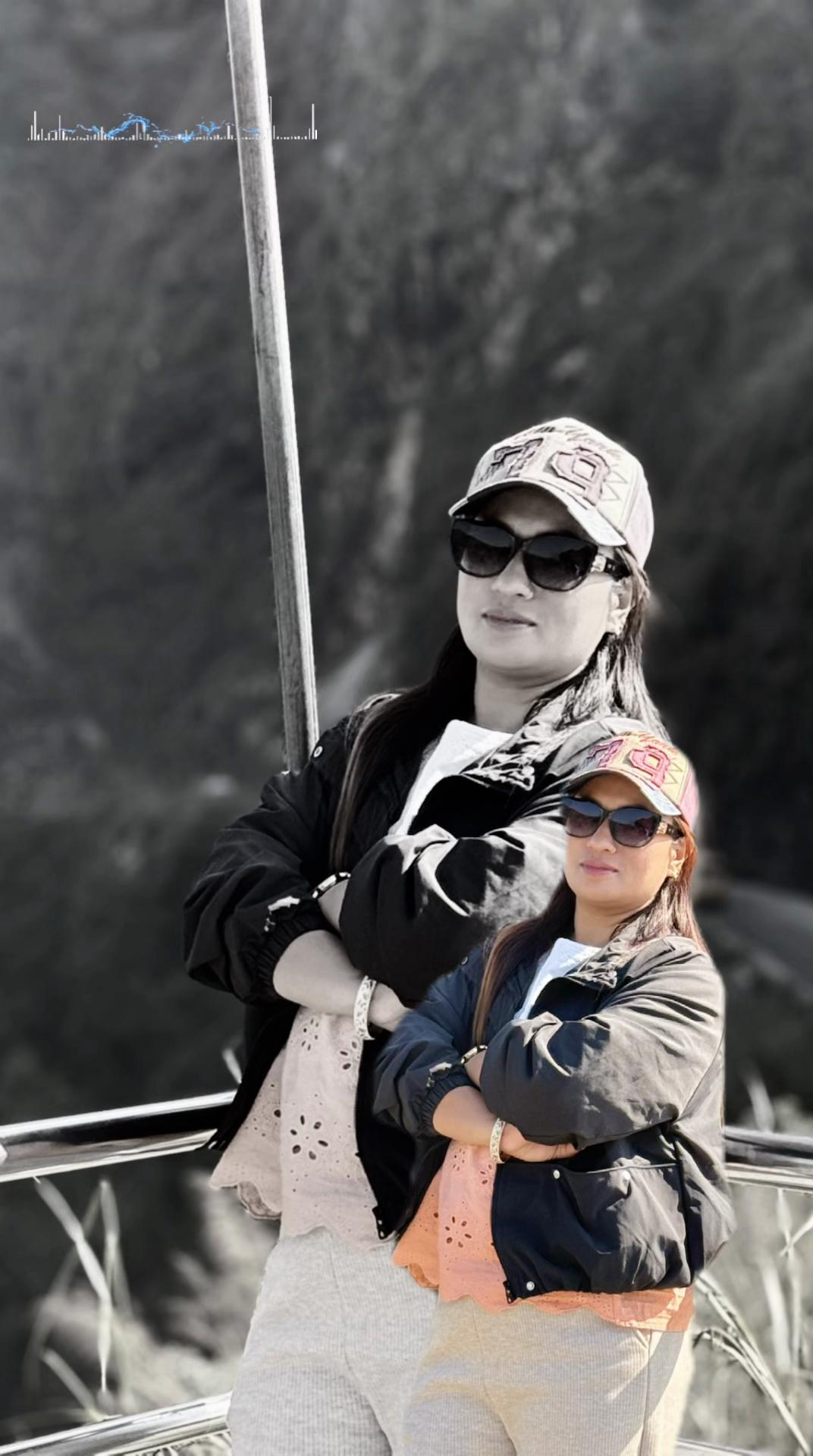 @Laxina_grx1