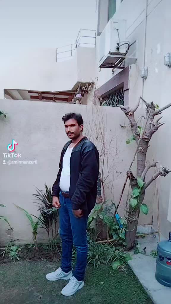 @Amir Manzur355
