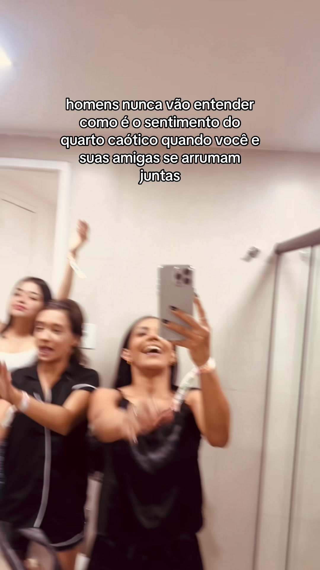 @ana beatriz