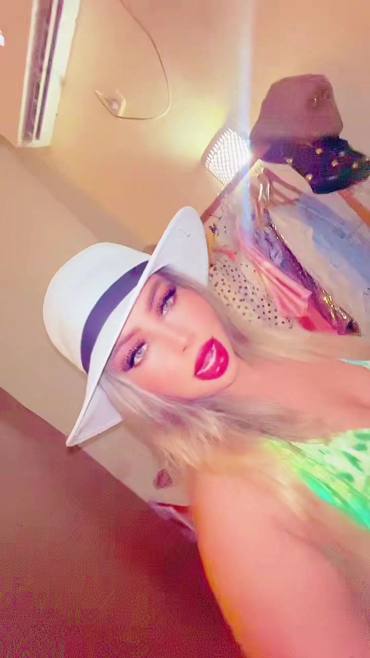 @🦋Très Chic🦋