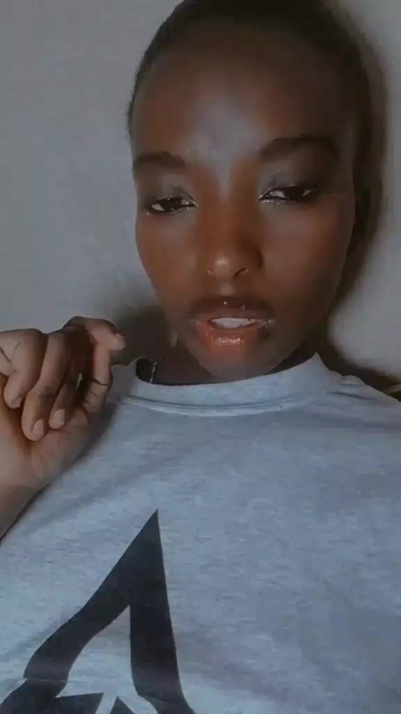 @It's Tina🇰🇪