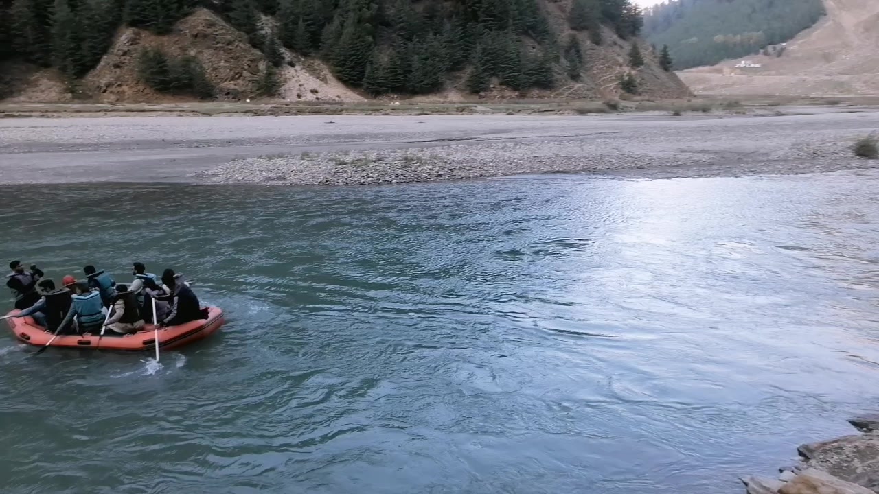 @Travel_with_Waqas