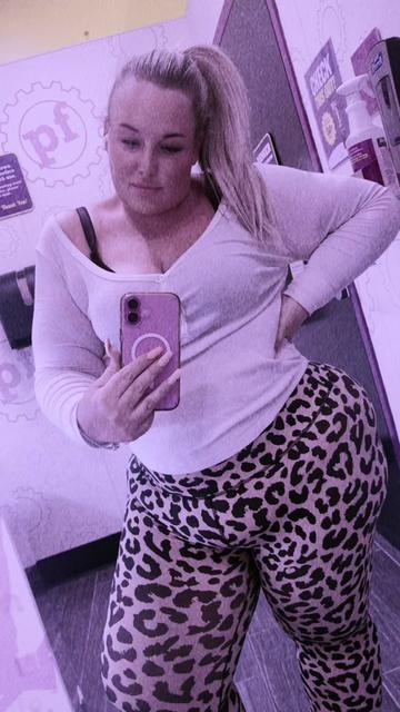 @CurvyGirlMom💖💪