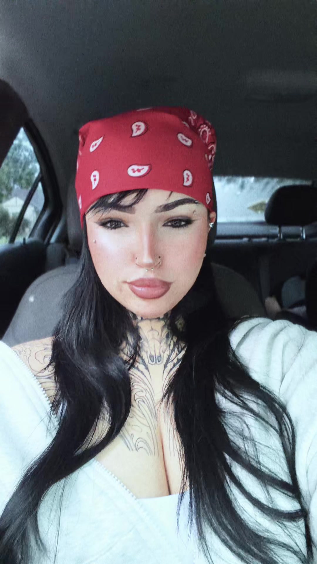 @Sucmadih