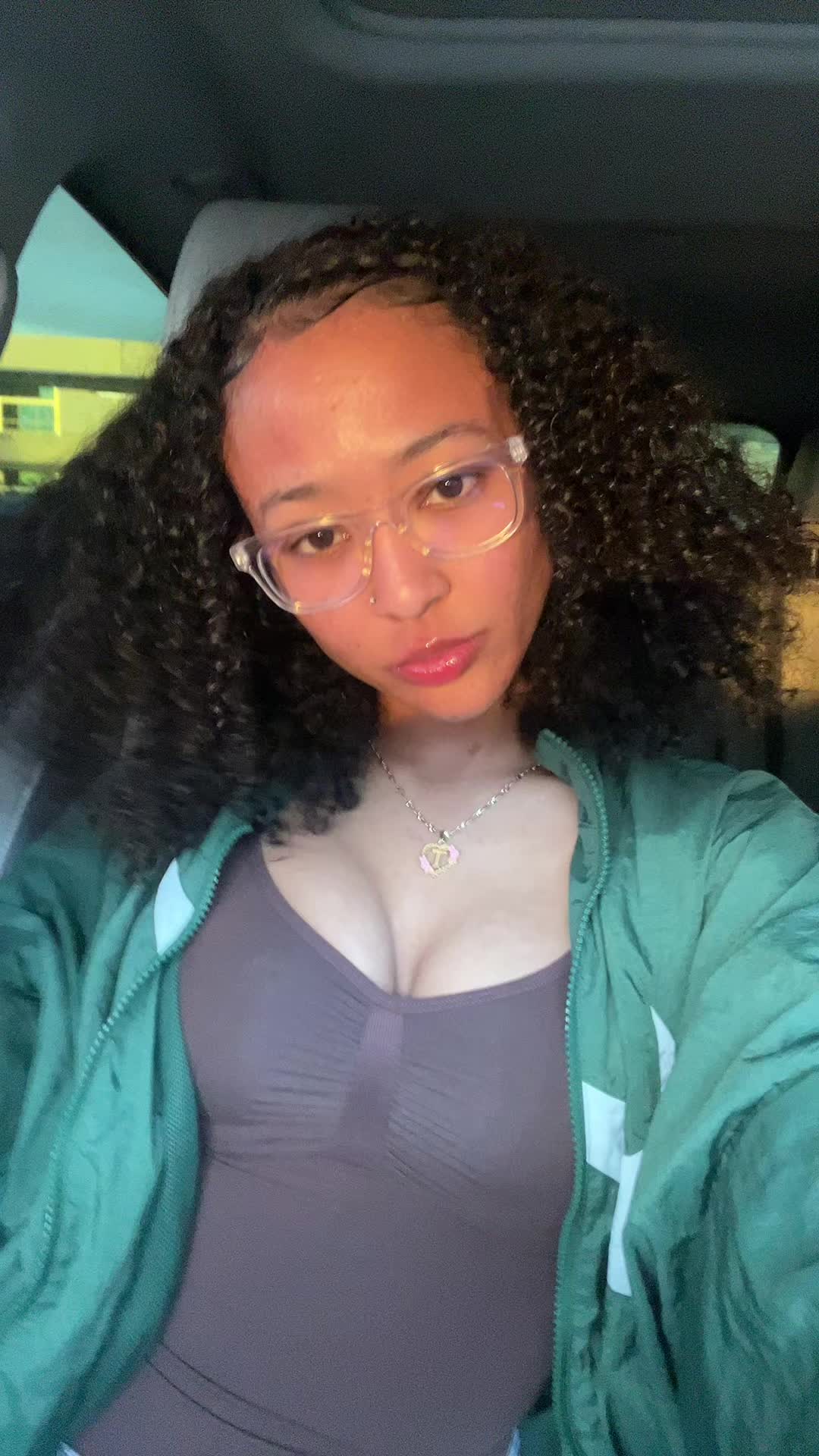 @tyrahhh