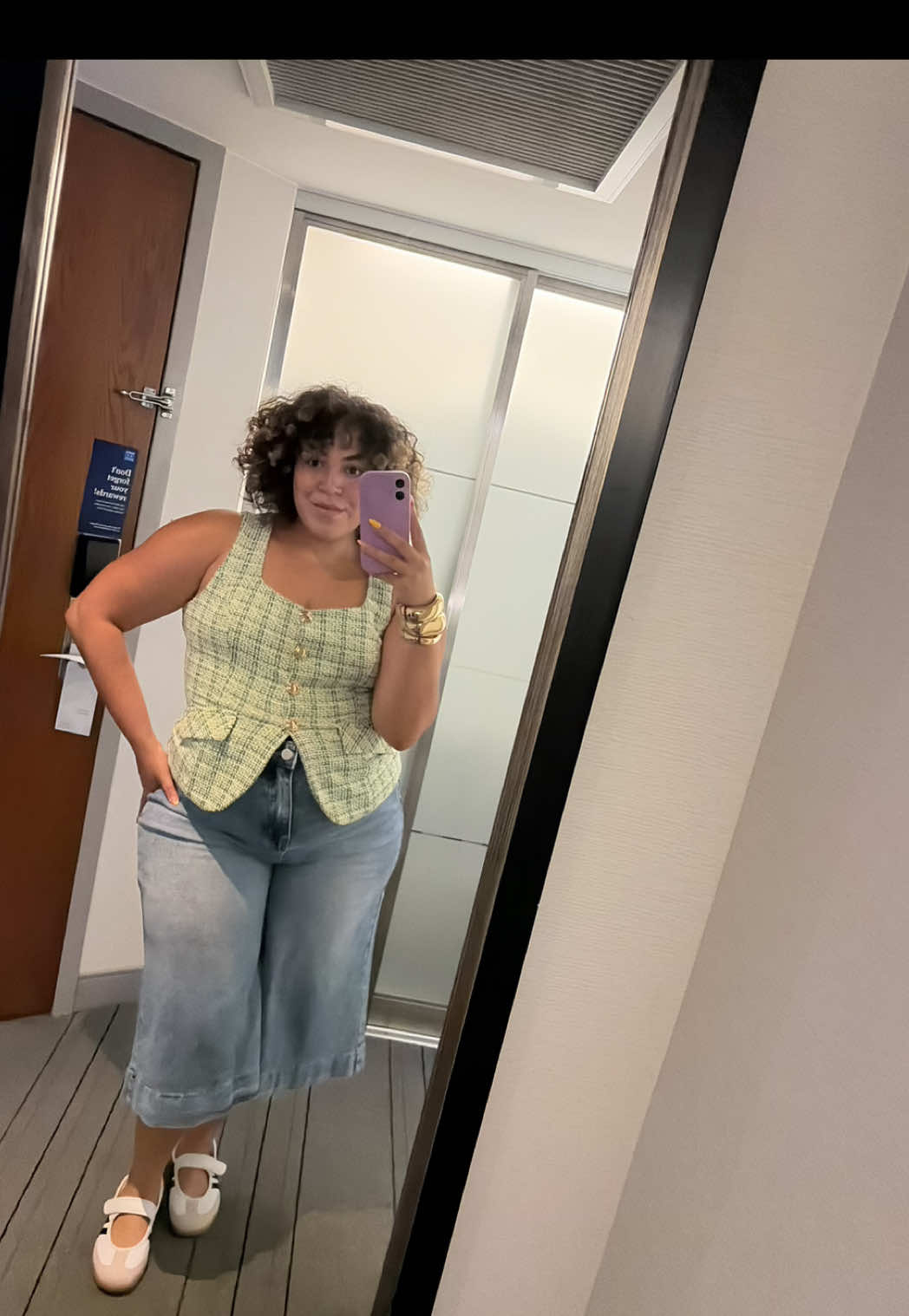 @curlyjawn_jas